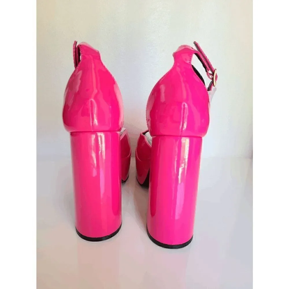 Barbie Pink Artificial Patent PU Leather Closed Toe Platform Pumps SIZE 7 NEW